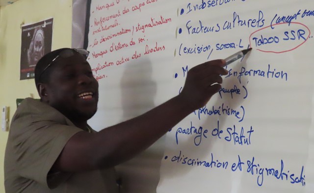ARCAD Santé Plus forme les prestataires de services publics sur l’importance de l’intégration des services VIH et SSR pour les jeunes